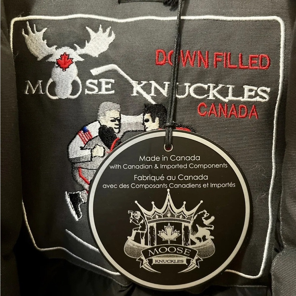 New MOOSE KNUCKLES Parka Stirling Coat Jacket with Natural Fur Size XS - Picture 5 of 8